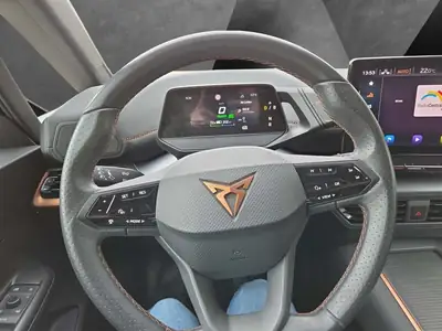 CUPRA Born — Électrique performante, 75'000 km, propulsion arrière — Detail