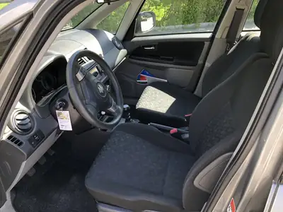 SUZUKI SX4 Diesel 135 ch — SUV compact fiable, première main, parfait état — Armaturenbrett
