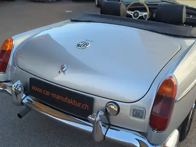MG MGB 1971 — Cabriolet britannique restauré, moteur Gold Seal premium — Thumbnail 9