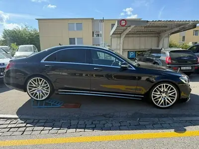 Mercedes-Benz S 350 L 4MATIC — Berline de luxe avec long empattement et transmission 9G-Tronic — détail