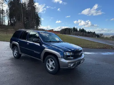 Chevrolet TrailBlazer 2002 — SUV robuste 4x4, moteur V8 puissant, état impeccable — vista esterna