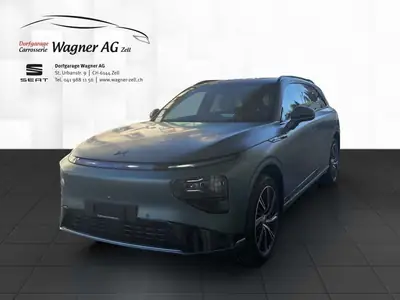 XPeng G9 — SUV électrique haute performance, 575 ch, Allradantrieb, faible kilométrage — vista esterna