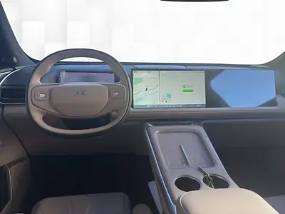 XPeng G9 — SUV électrique haute performance, 575 ch, Allradantrieb, faible kilométrage — Miniatura 9