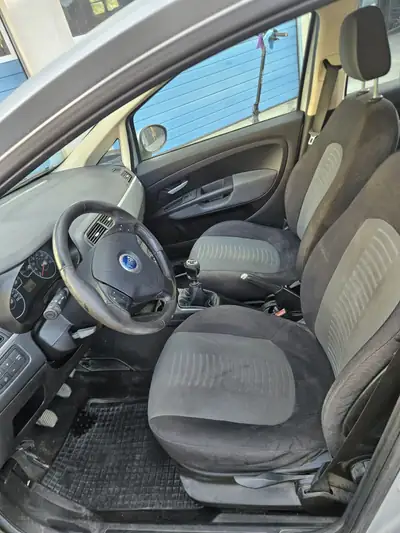 Fiat Grande Punto 2007 — Citadine fiable et compacte, parfaite pour la ville — Armaturenbrett