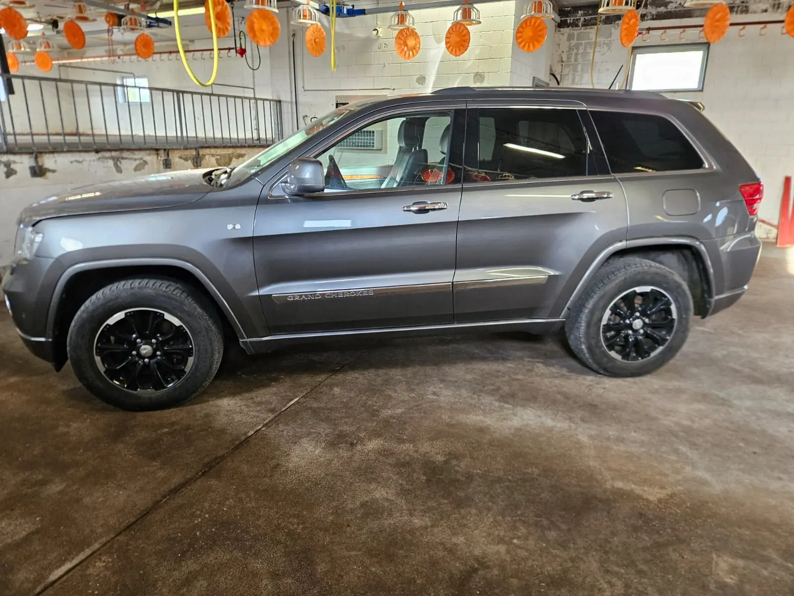 Jeep Grand Cherokee 2013 — SUV robuste 4x4, moteur diesel 241 ch