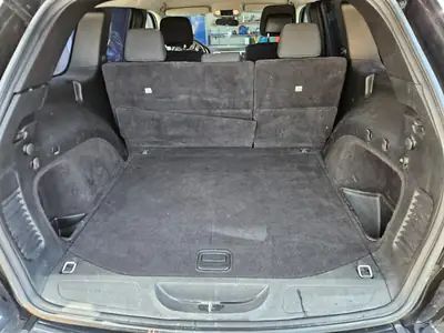 Jeep Grand Cherokee 2013 — SUV robuste 4x4, moteur diesel 241 ch — Miniature 10