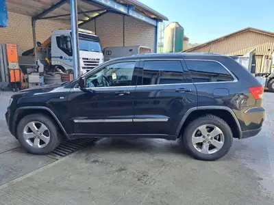 Jeep Grand Cherokee Diesel — SUV robuste 190 ch, transmission automatique — Außenansicht