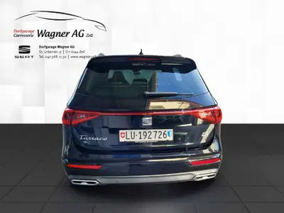 SEAT Tarraco 245 ch Plug-in Hybrid — SUV familial haute performance, 45 500 km seulement — rear view