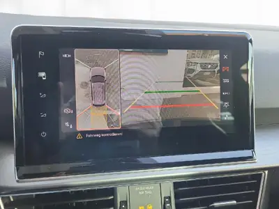 SEAT Tarraco 245 ch Plug-in Hybrid — SUV familial haute performance, 45 500 km seulement — Thumbnail 9
