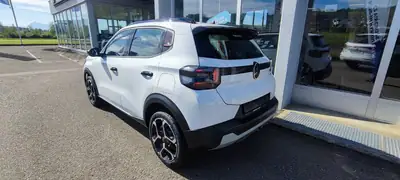 Citroën C3 2026 — Citadine polyvalente, moteur essence 101 ch, boîte manuelle — interior