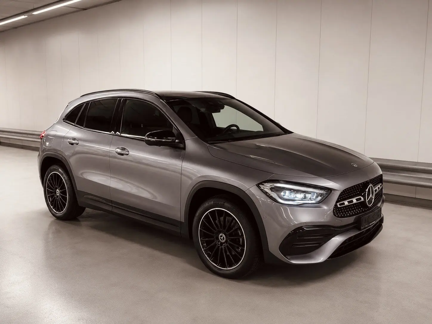 Mercedes-Benz GLA 250e — SUV hybride rechargeable, 40'000 km, garantie constructeur