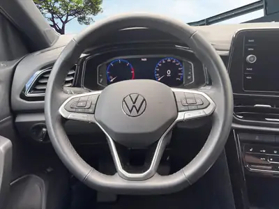 VW T-ROC Diesel — SUV compact performant, 10'600 km seulement — Miniatur 11