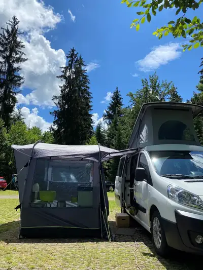 Fiat Scudo 2.0 MJ — Camper aménagé 2 places, moteur révisé, équipement complet — intérieur