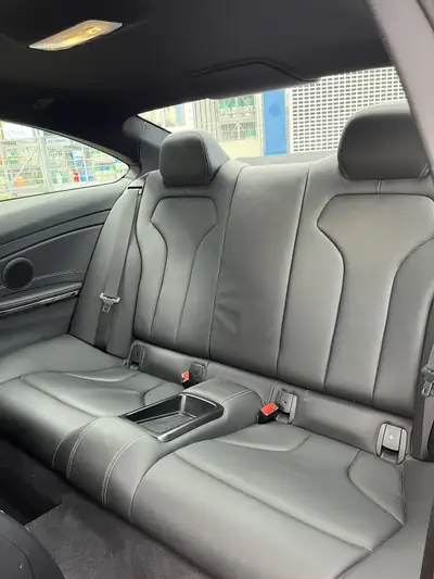 BMW M4 Coupé 2019 — 431 ch, Pack M Driver's, État impeccable — Armaturenbrett