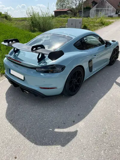 Porsche Cayman 500 ch — Sportive de prestige, kilométrage quasi neuf — arrière