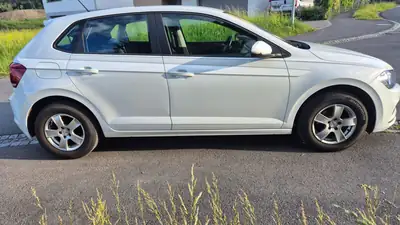 VW Polo 1.0 65 ch — Citadine fiable et économique, 68 000 km — intérieur