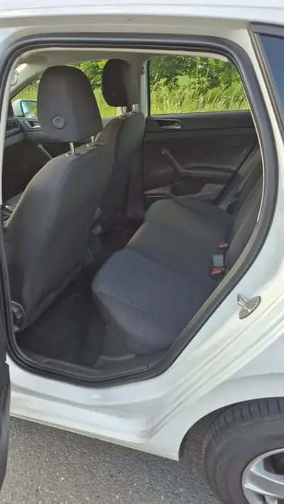 VW Polo 1.0 65 ch — Citadine fiable et économique, 68 000 km — Miniature 7