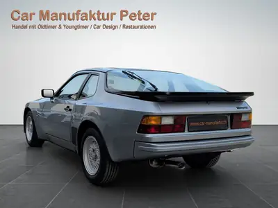 Porsche 944 1983 — Coupé sport culte, 163 ch, révisions complètes — rear view