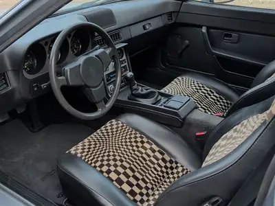 Porsche 944 1983 — Coupé sport culte, 163 ch, révisions complètes — detail