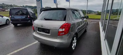 Skoda Fabia 1.2 Essence — Citadine fiable, 126 000 km, transmission manuelle — rear view