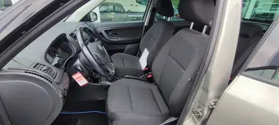 Skoda Fabia 1.2 Essence — Citadine fiable, 126 000 km, transmission manuelle — Thumbnail 7
