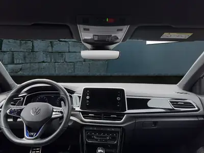 VW T-ROC 2024 — SUV compact dynamique, 300 ch, transmission intégrale — Miniature 8