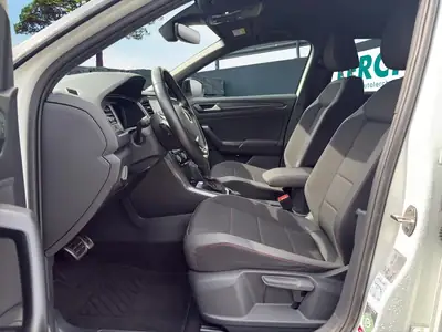 VW T-ROC R-Line 190 ch — SUV dynamique, moteur essence turbo, équipement premium — détail
