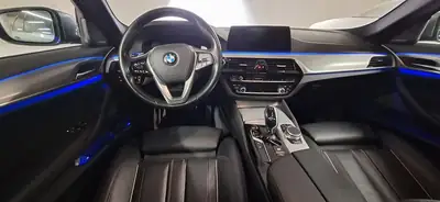 BMW 530 Touring Diesel — Break premium 2019, entretien BMW complet, état impeccable — Miniature 7