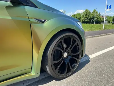Tesla Model X 2017 — SUV électrique 7 places, exemplaire unique avec customisation FAB — Miniatur 12