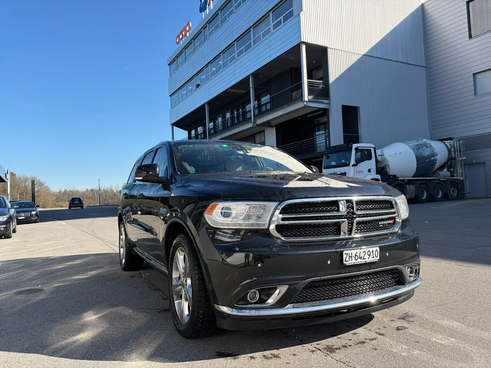 Dodge Durango 2014 — SUV 7 places robuste, motorisation 294 ch et équipements premium — Außenansicht