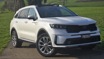 Kia Sorento 7 Places — SUV diesel 201 PS, tout équipé, MFK 06.2026 — Außenansicht