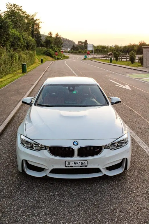 BMW M4 Cabriolet 2015 — Sportive décapotable 431 ch, rare et dynamique