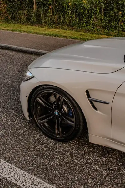 BMW M4 Cabriolet 2015 — Sportive décapotable 431 ch, rare et dynamique — Miniature 7