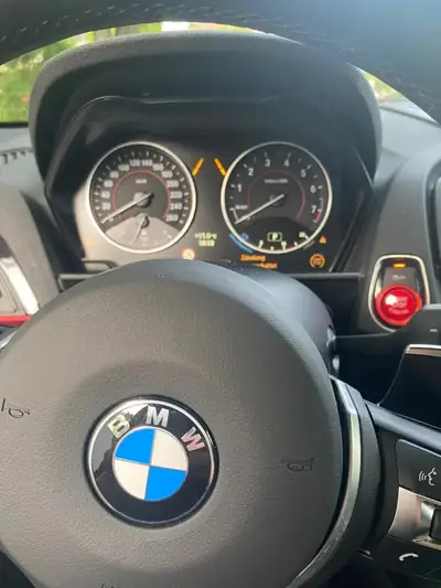 BMW M235i xDrive Steptronic — Coupé sportif 326 ch, tout-terrain toutes saisons — Miniature 8
