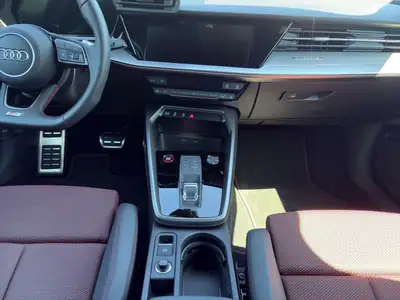 Audi S3 2024 — Berline sportive 310 ch, tous-terrains, faible kilométrage — Miniature 13