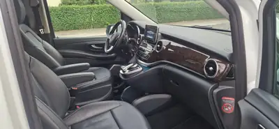 Mercedes-Benz V 247 Avantgarde — Van 7 places diesel, entretien complet Mercedes — Detail