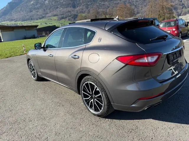 Maserati Levante 2016 occasion Alpnach Dorf — 3