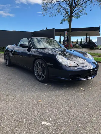 Porsche Boxster S 260 ch — Cabriolet sportif manuel, sièges Alcantara chauffants — Seitenansicht