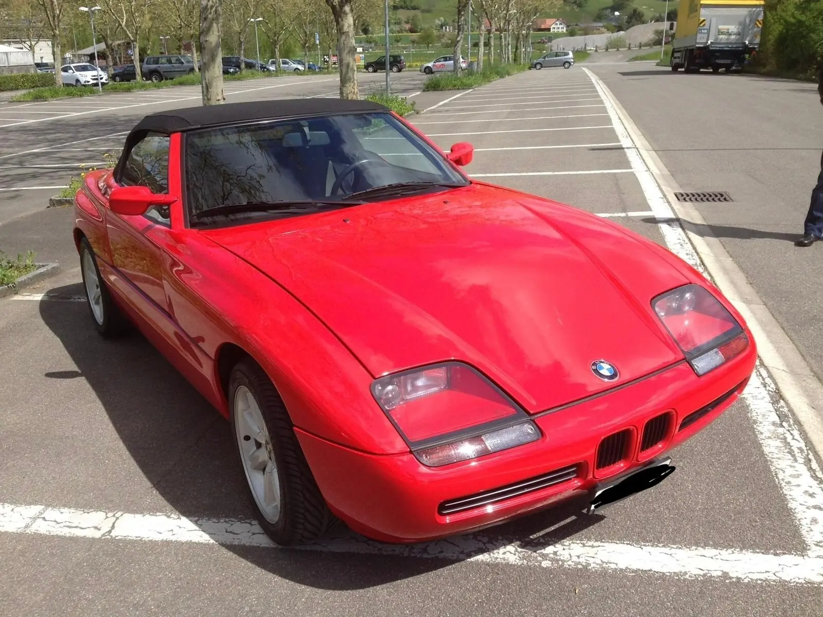 BMW Z1 1989 — Roadster légendaire aux portes rétractables, 63'000 km, état impeccable — Außenansicht