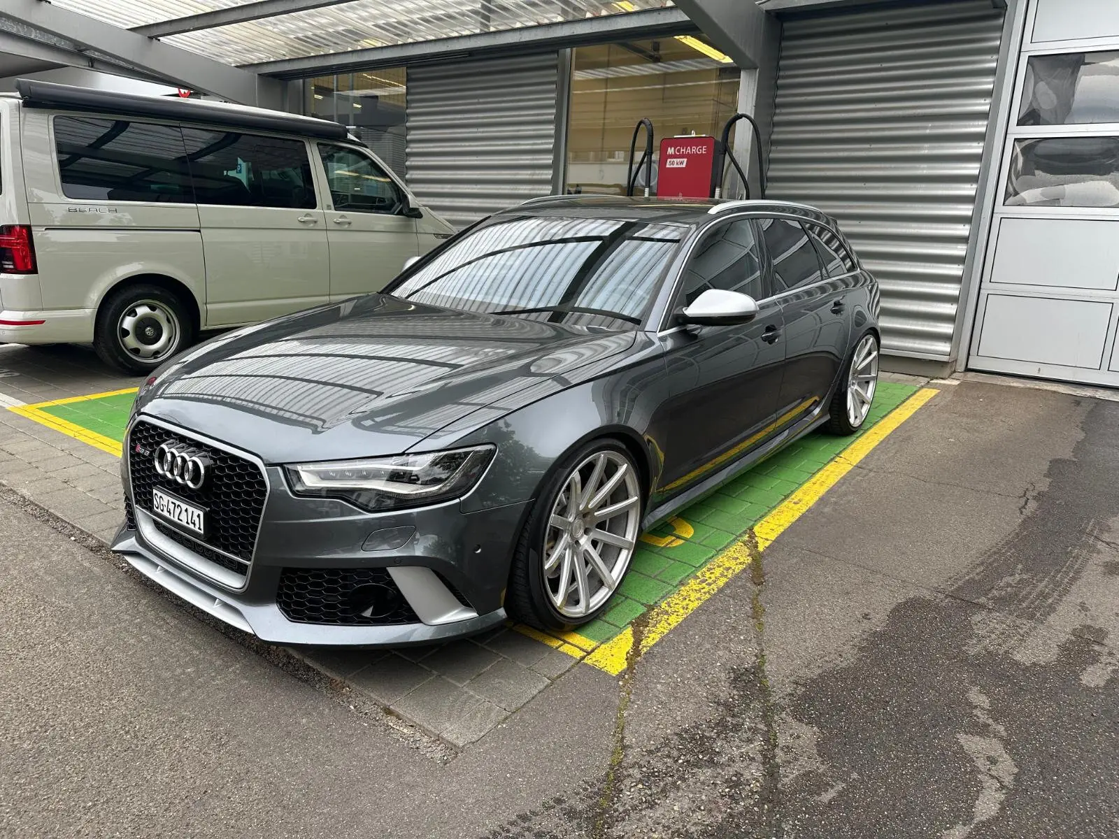 Audi RS6 Avant 560 ch — Break sportif d'exception, freins neufs et révision AMAG à jour — vista esterna