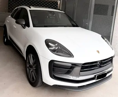 Porsche Macan T PDK 2024 — SUV sportif premium, 27'000 km, garantie Porsche Approved — Außenansicht