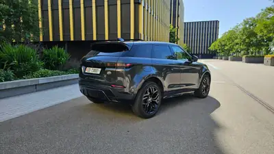 Land Rover Range Rover Evoque Hybrid — SUV compact premium, motorisation écologique 2020 — Innenraum