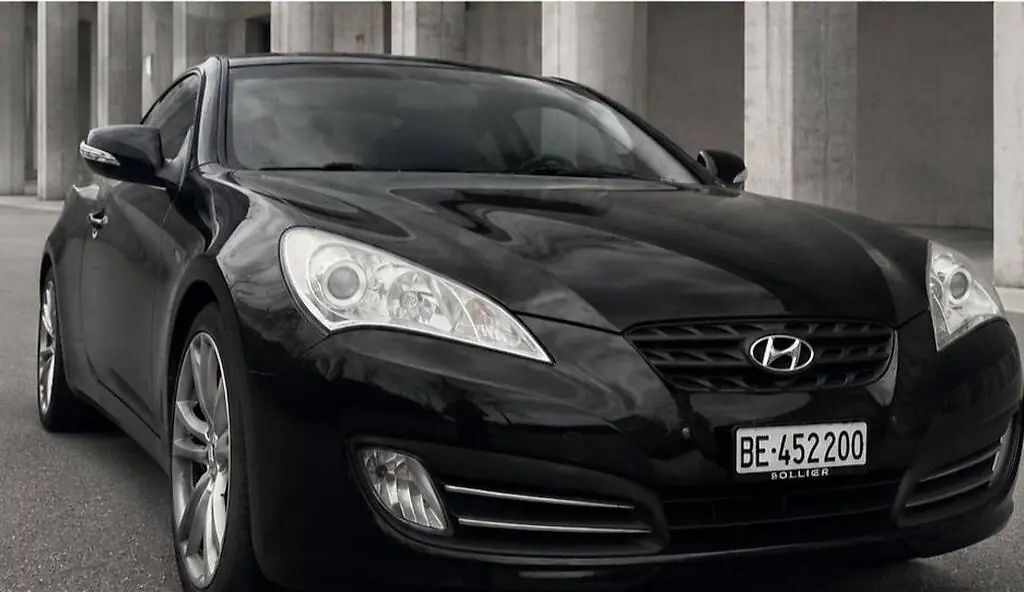 Hyundai Genesis Coupé 2.0 Turbo — Sportive rare, 103'000 km, haut de gamme — vue extérieure