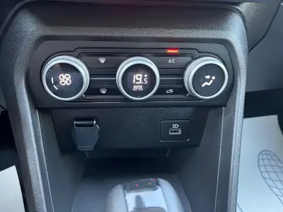 Dacia Sandero 2023 — Citadine fiable à petit budget, 16'000 km seulement — Miniatur 15