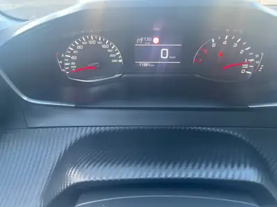 Peugeot 208 — Citadine fiable, 12'700 km, expertise 2026 — Miniatura 12