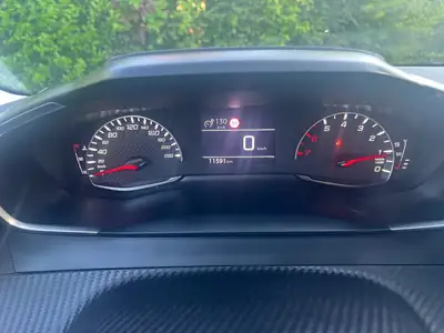 Peugeot 208 — Citadine fiable, 12'700 km, expertise 2026 — Miniatura 13