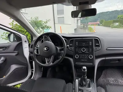Renault Mégane Berline 2017 — Essence manuelle, climatisation auto, révisée — Miniatur 10