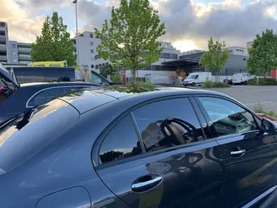 Mercedes-Benz Classe C 220 Diesel — Berline élégante avec technologie hybride mild-hybrid — arrière