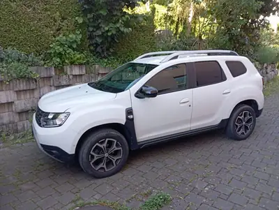 Dacia Duster 2021 — SUV robuste diesel 4×4, 110'000 km — vue extérieure