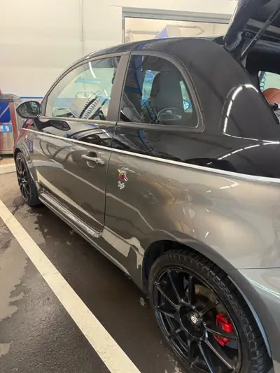 Fiat 595 Abarth 2016 — Citadine sportive compacte, 180 ch dynamiques — côté